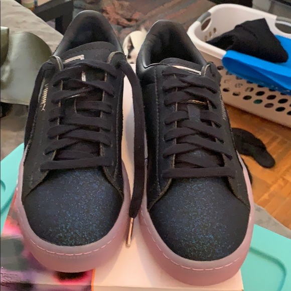 Limited addition unicorn pumas - Picture 2 of 5